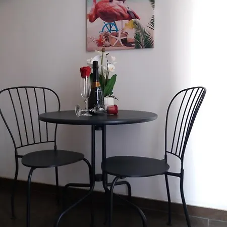 Locami Holiday&house Politi22 Apartment *